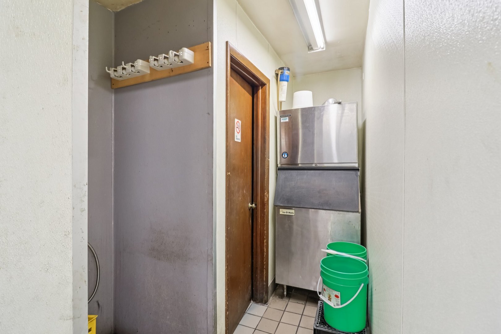 12556925 Property Photo 23