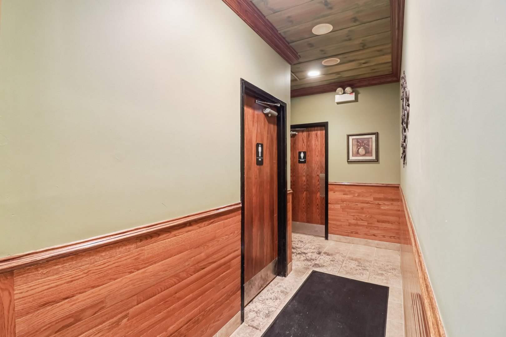 12556925 Property Photo 30