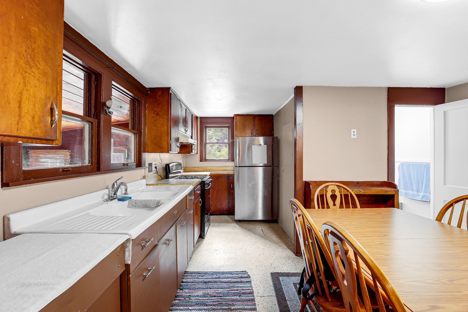 2201 Thornton Lansing Road Property Photo 9