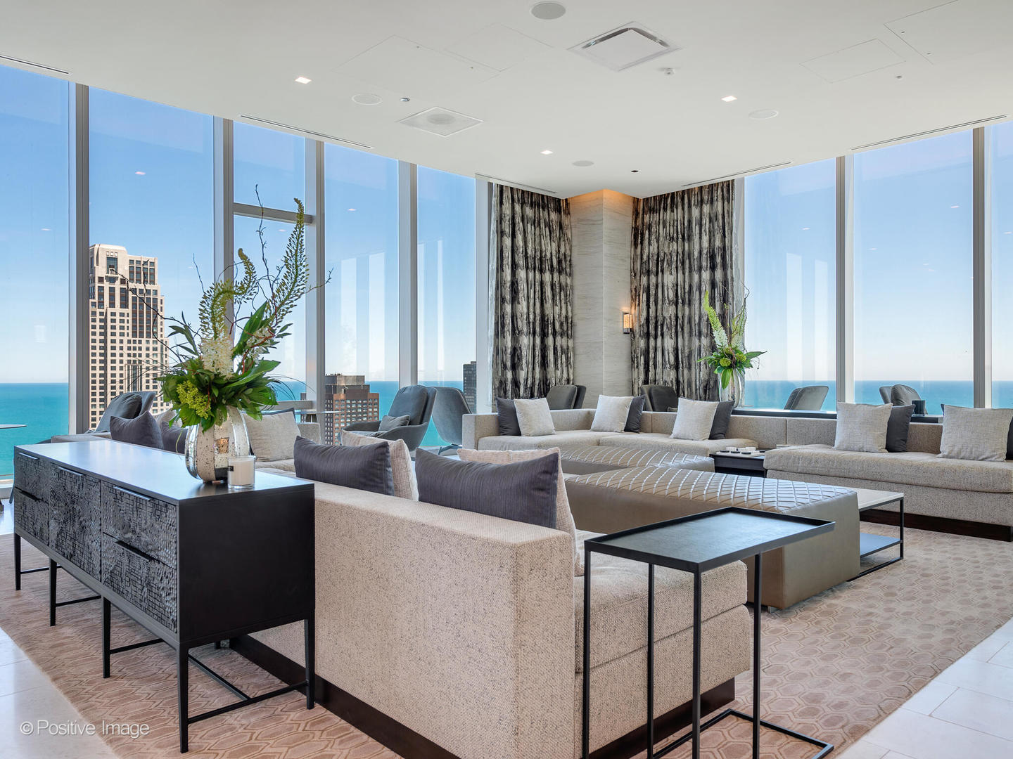 363 E Wacker Drive 6805 Property Photo 18
