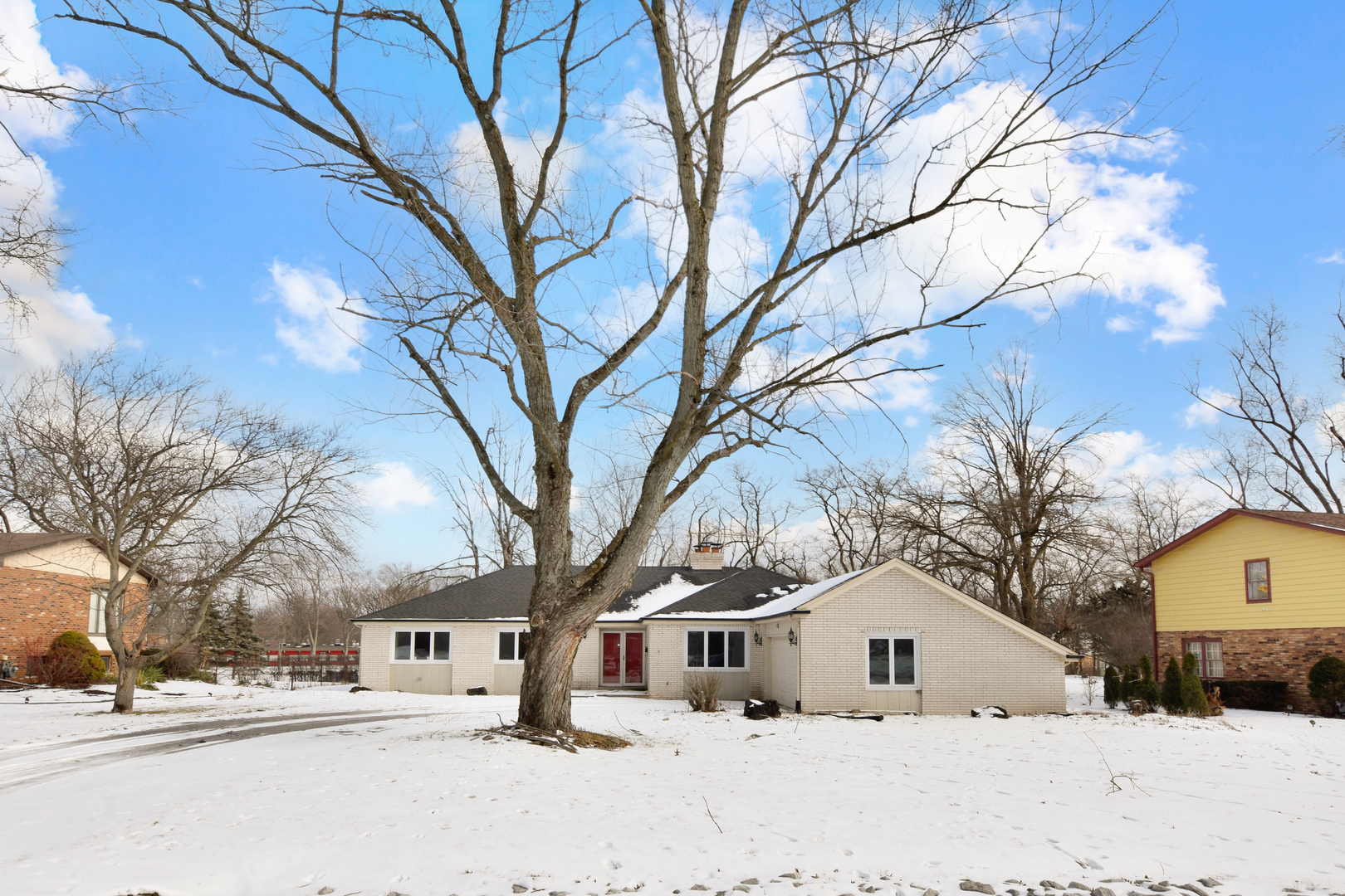 12557191 Property Photo 2
