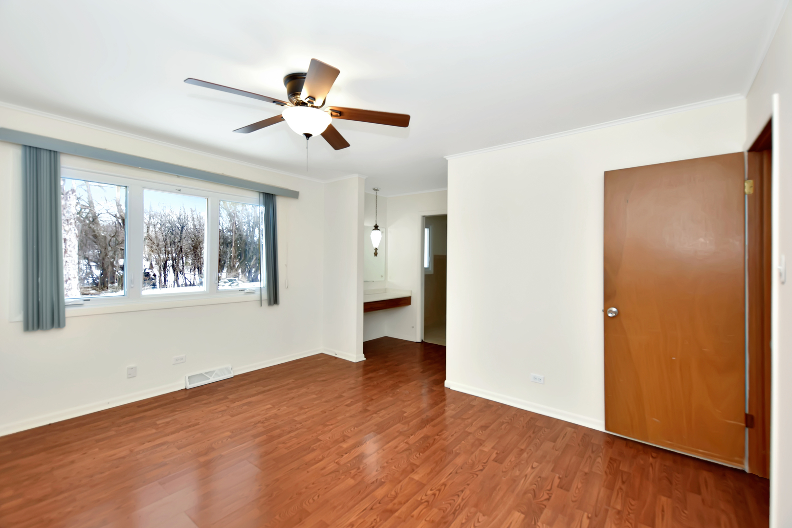12557191 Property Photo 17