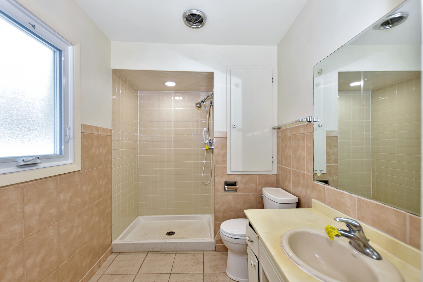 12557191 Property Photo 20