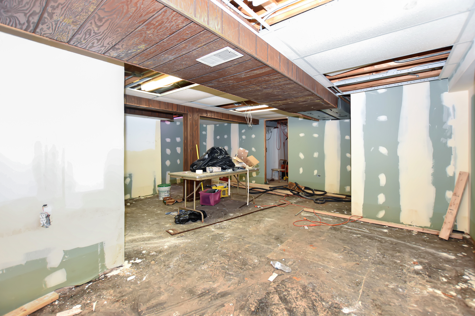 12557191 Property Photo 32