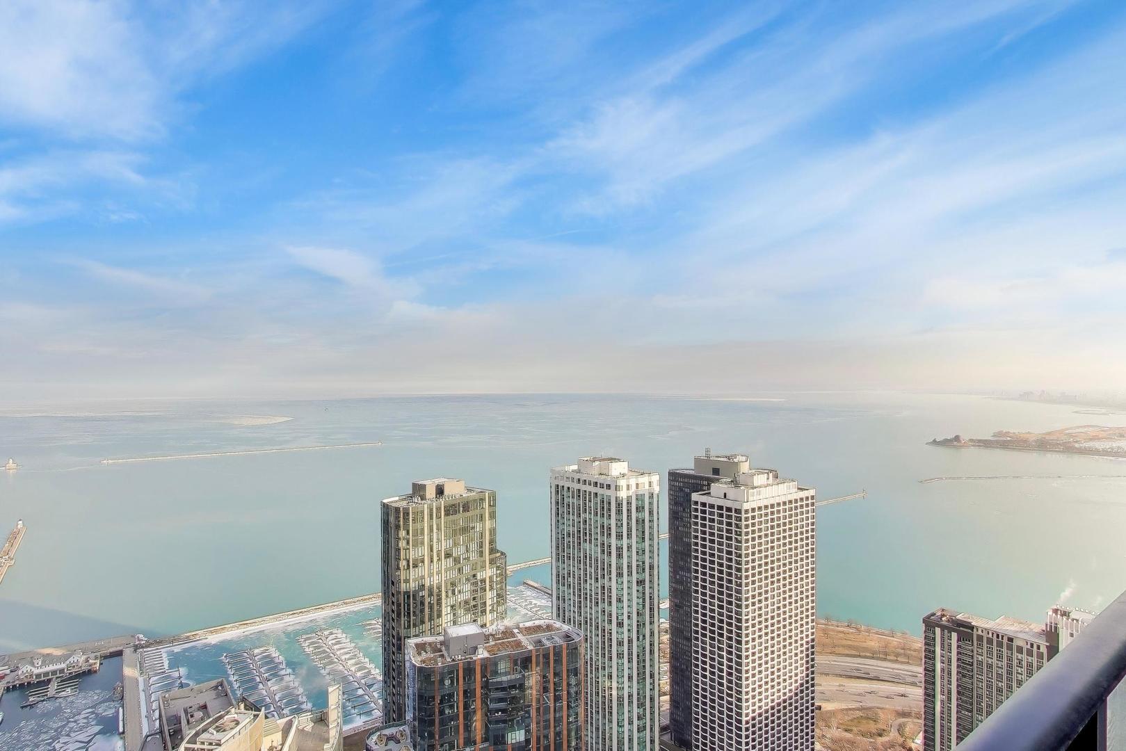 363 E Wacker Drive 5506 Property Photo 7