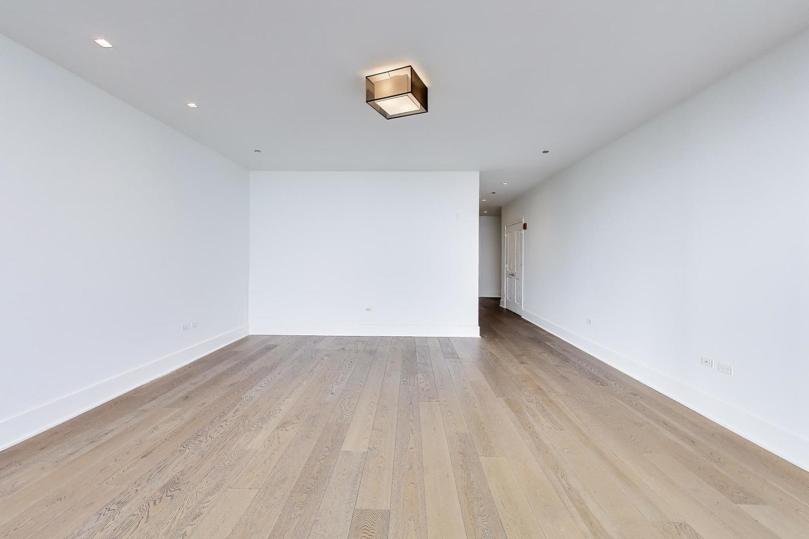 363 E Wacker Drive 5506 Property Photo 14