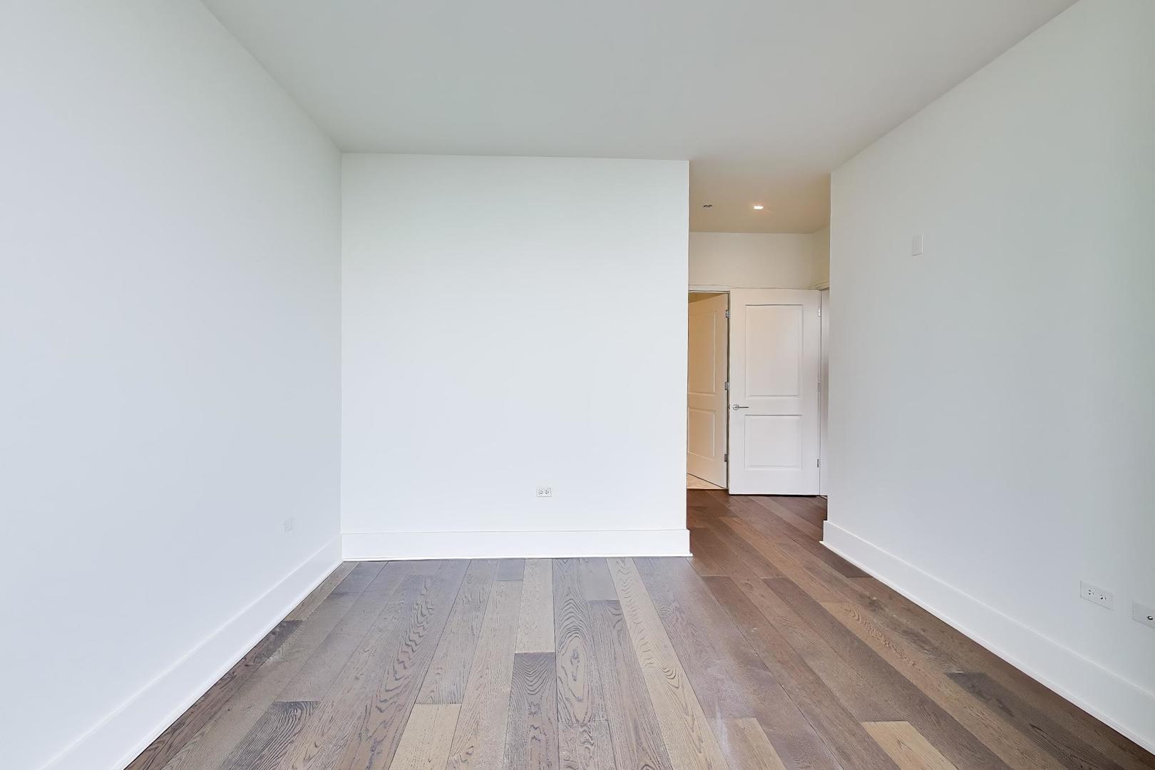 363 E Wacker Drive 5506 Property Photo 21