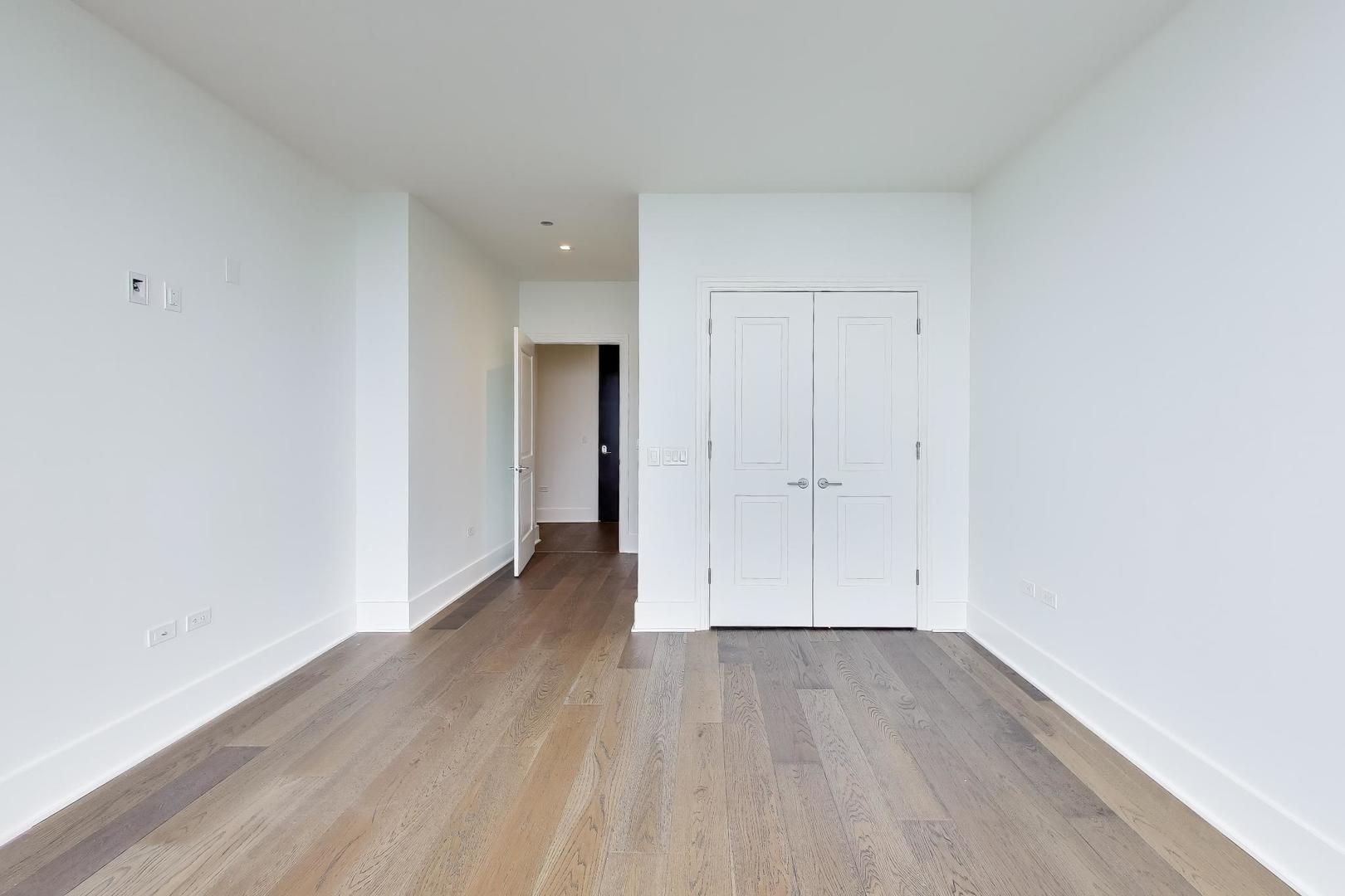 363 E Wacker Drive 5506 Property Photo 29