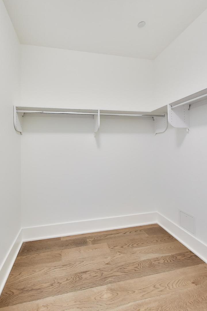 363 E Wacker Drive 5506 Property Photo 33