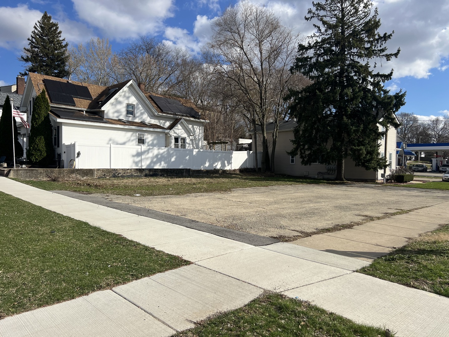 1200 S State Street Property Photo 2