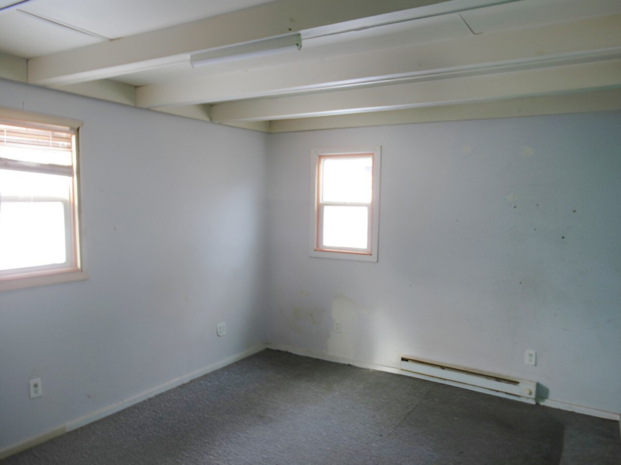 307 North Street Property Photo 12