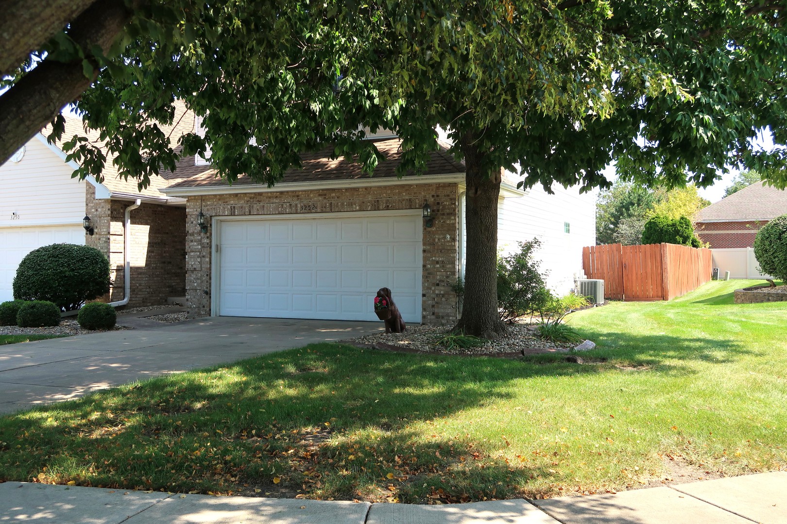 3252 Ridgefield Court Property Photo 2