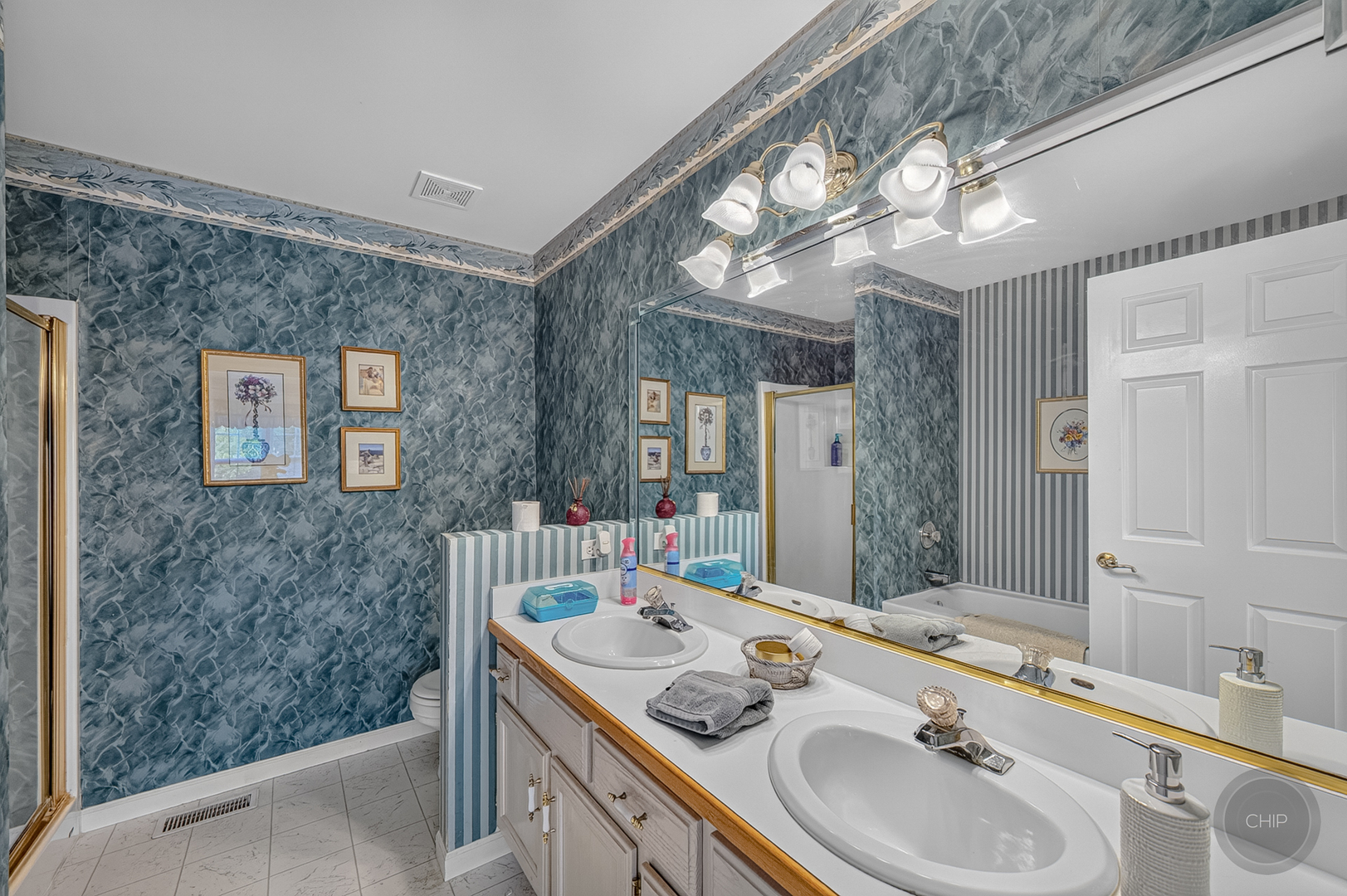 3252 Ridgefield Court Property Photo 12