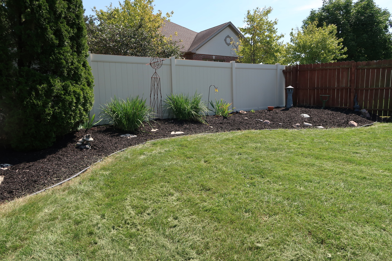 3252 Ridgefield Court Property Photo 14