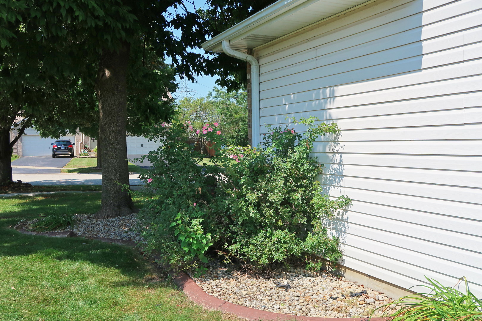3252 Ridgefield Court Property Photo 16