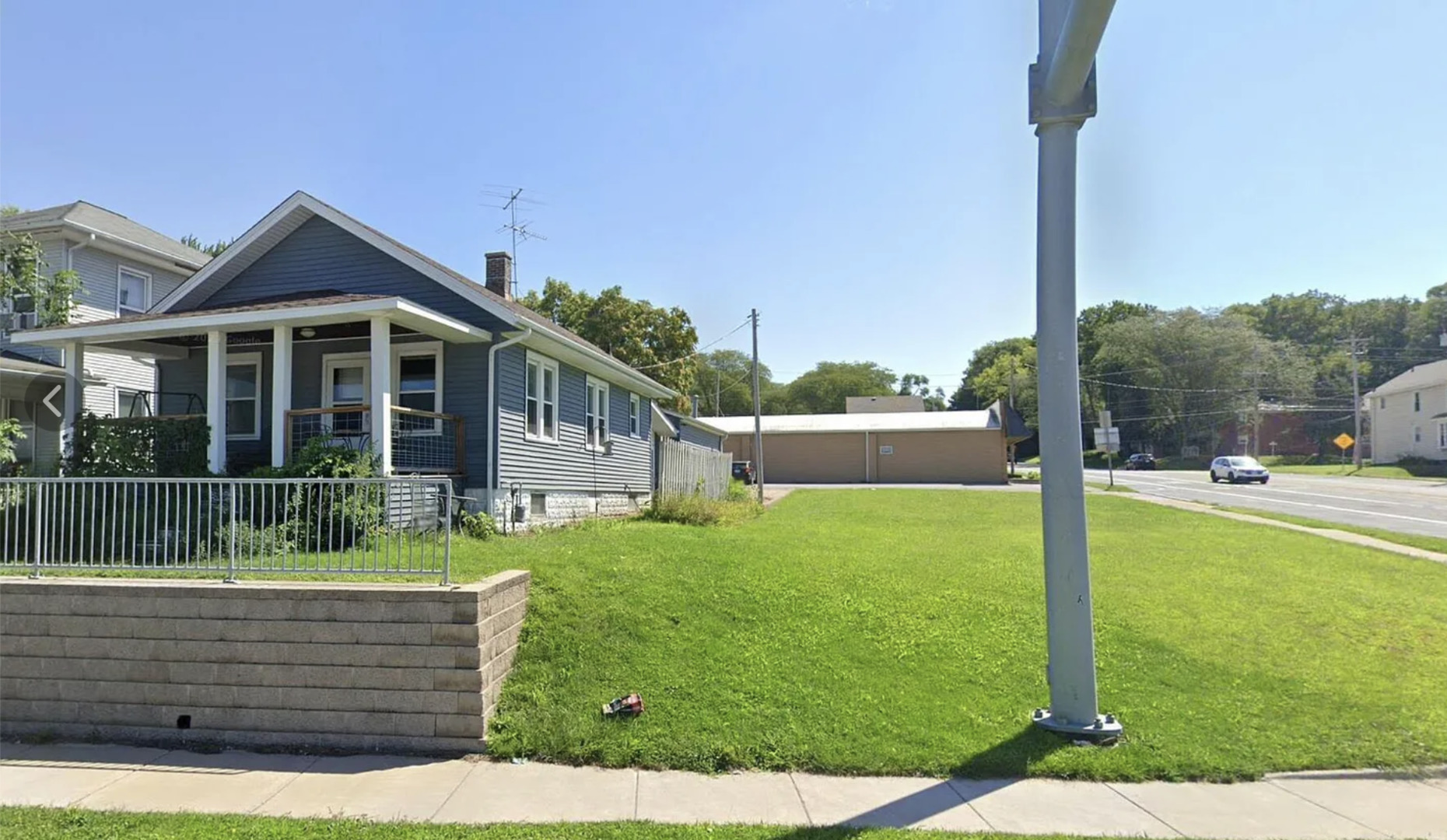 4529 11th Street Property Photo 1
