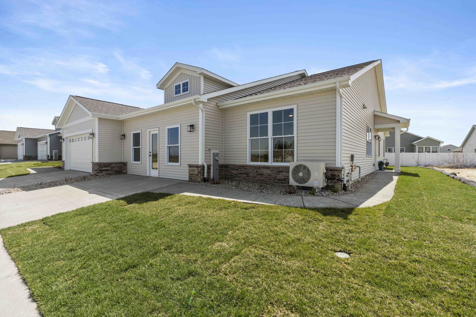 6367 Jasmine Avenue Property Photo 1
