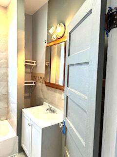 3100 W Lexington Street Property Photo 6