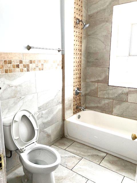 3100 W Lexington Street Property Photo 10