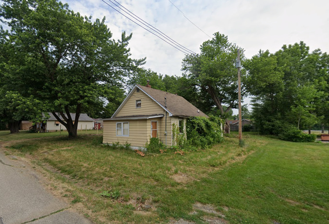 153 E Main Street Property Photo 3