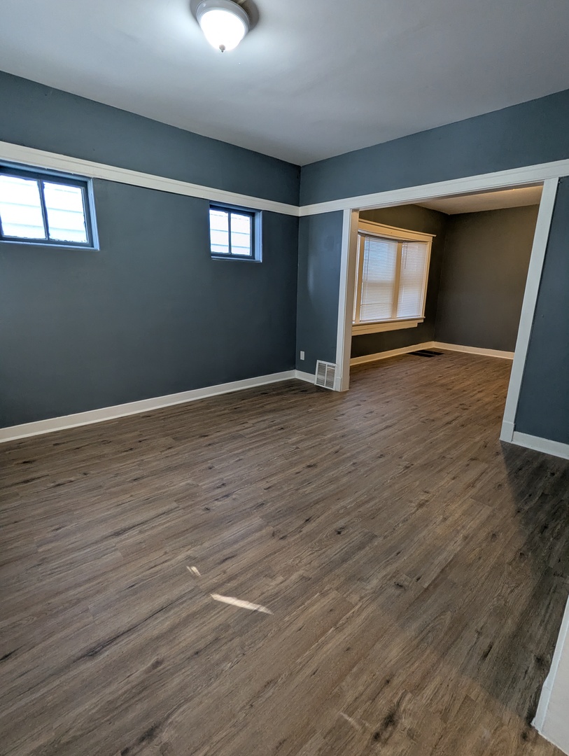 11246 S Indiana Avenue Property Photo 2