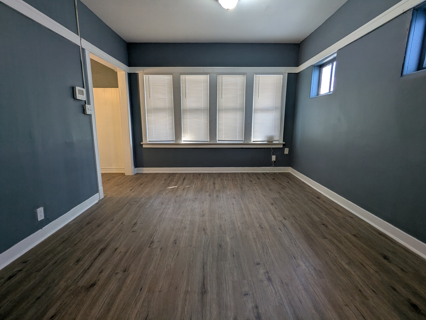 11246 S Indiana Avenue Property Photo 6