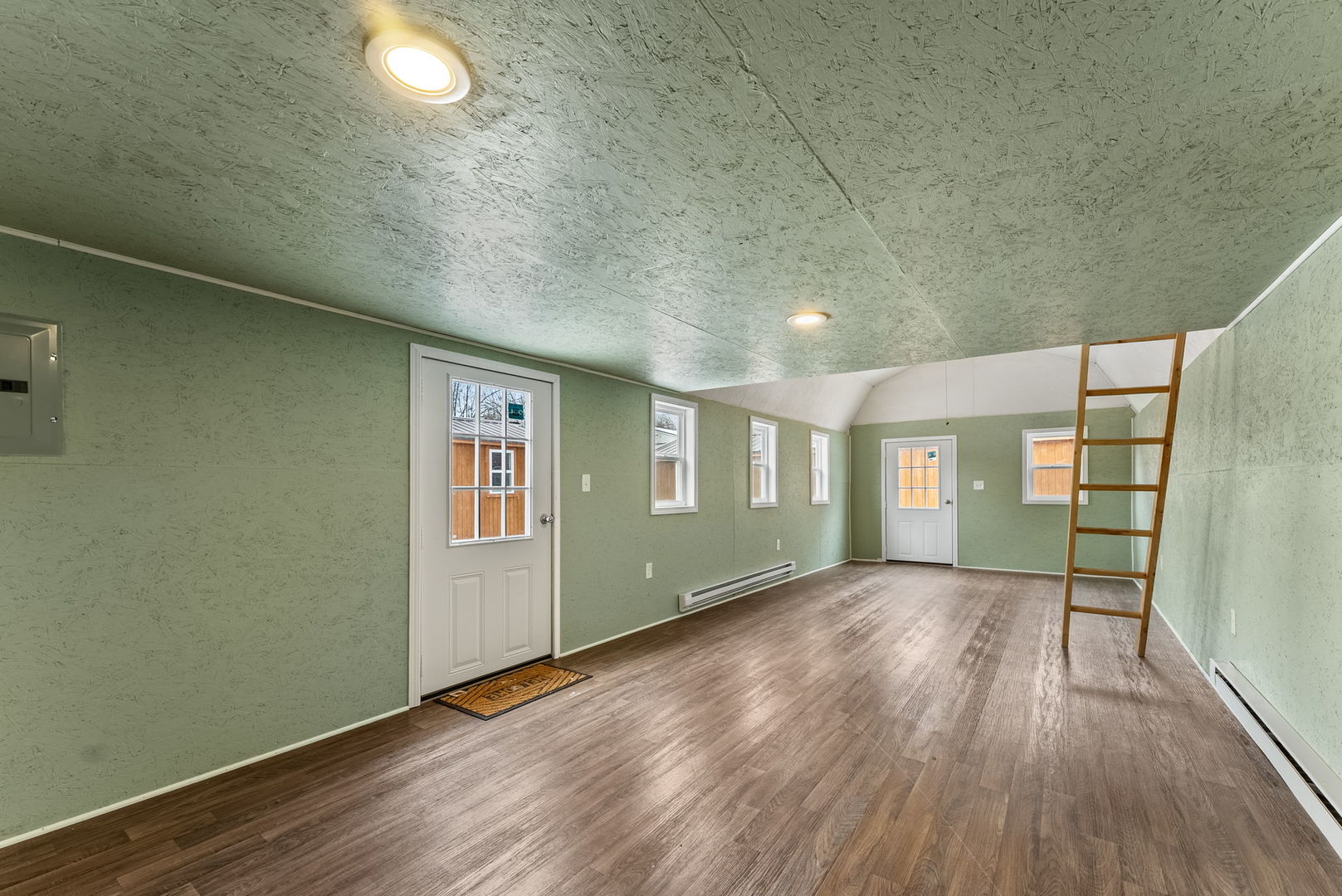 12559247 Property Photo 18