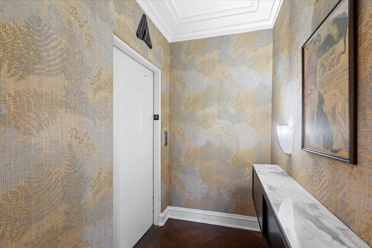 4950 S Chicago Beach Drive 4a Property Photo 5