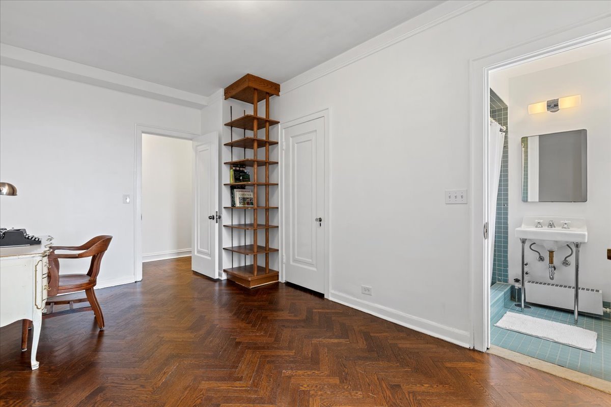 4950 S Chicago Beach Drive 4a Property Photo 23
