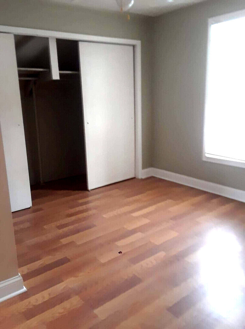 7026 S Saint Lawrence Avenue Property Photo 4