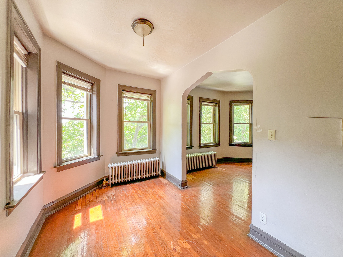 7951 S Muskegon Avenue Property Photo 6