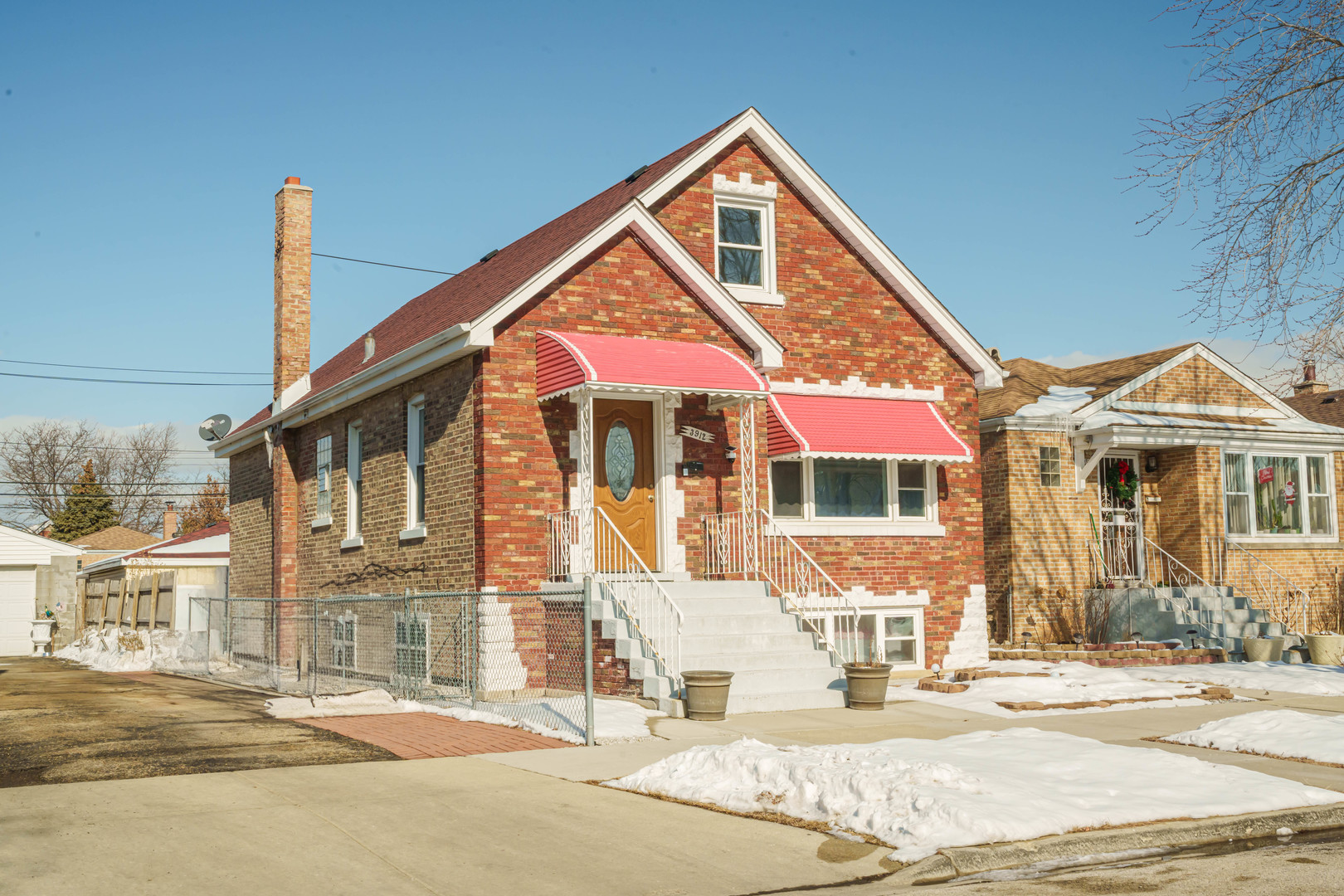 3912 W 55th Place Property Photo 1