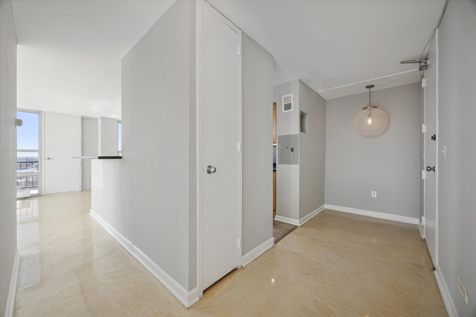 6730 S South Shore Drive 1604 Property Photo 2