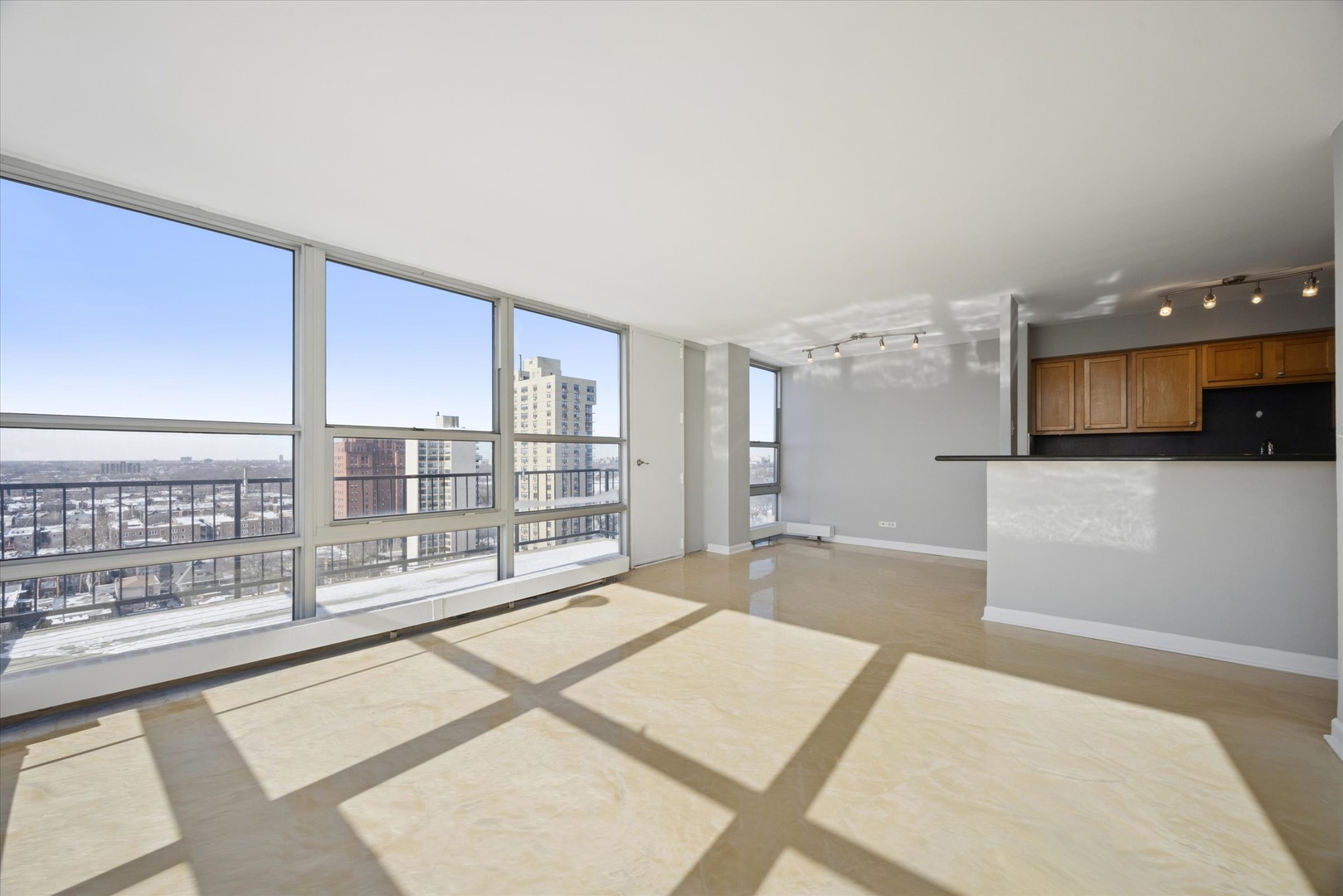 6730 S South Shore Drive 1604 Property Photo 7
