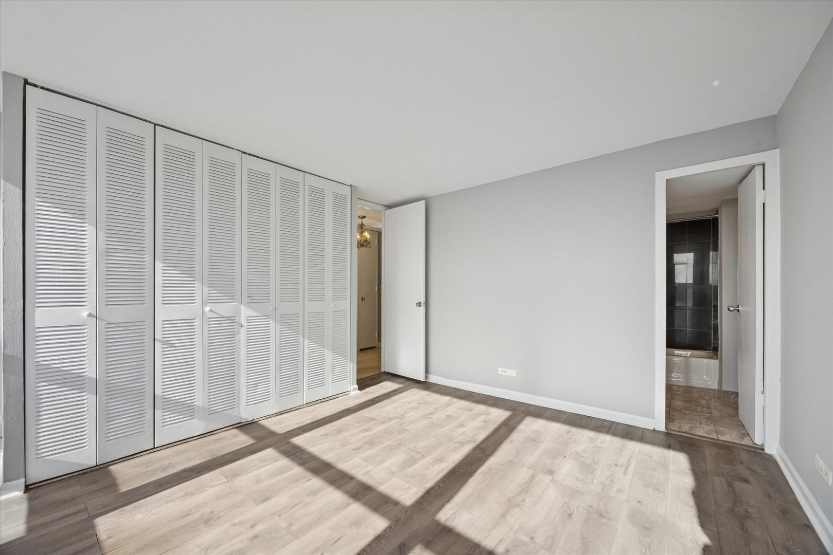 6730 S South Shore Drive 1604 Property Photo 11