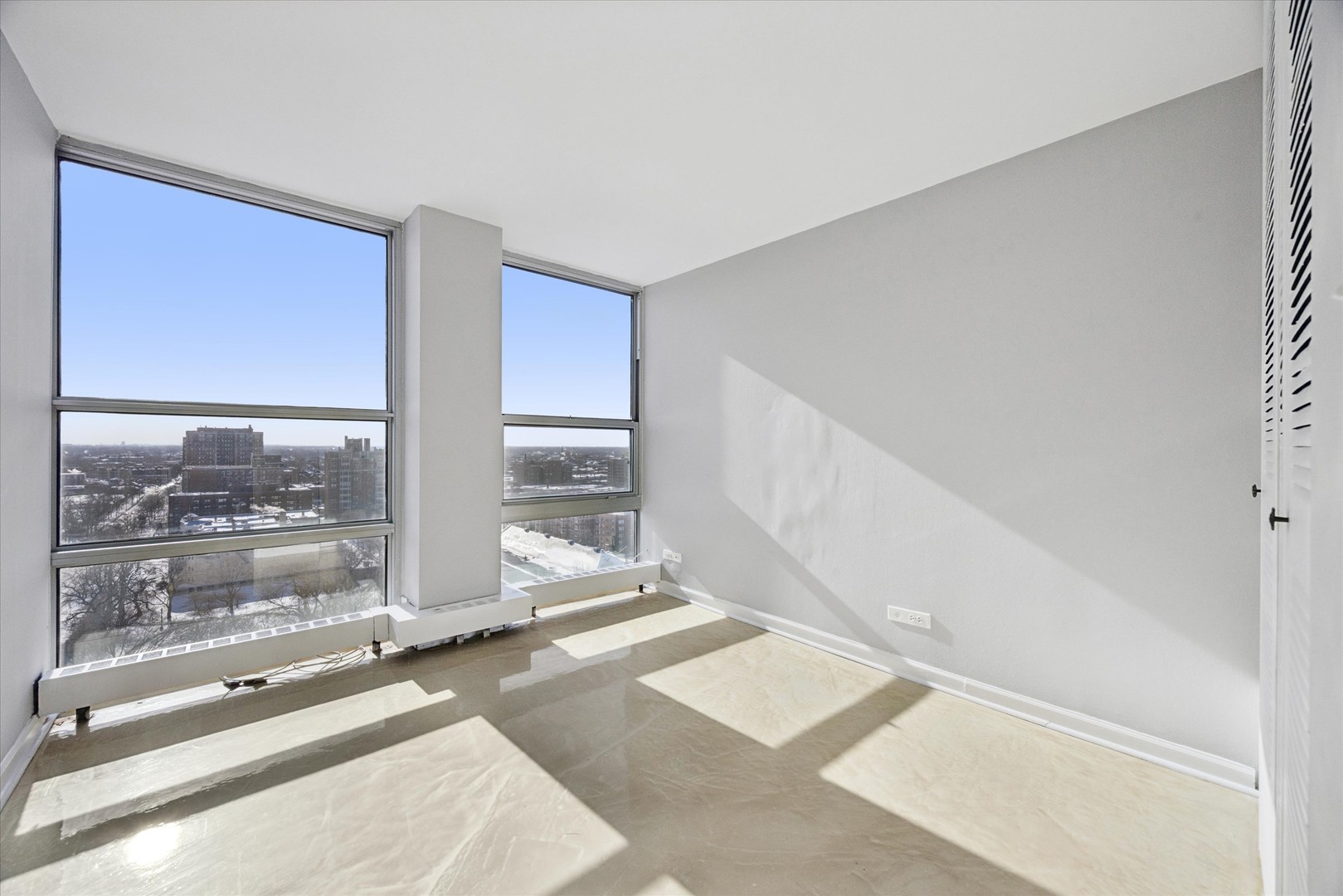 6730 S South Shore Drive 1604 Property Photo 13