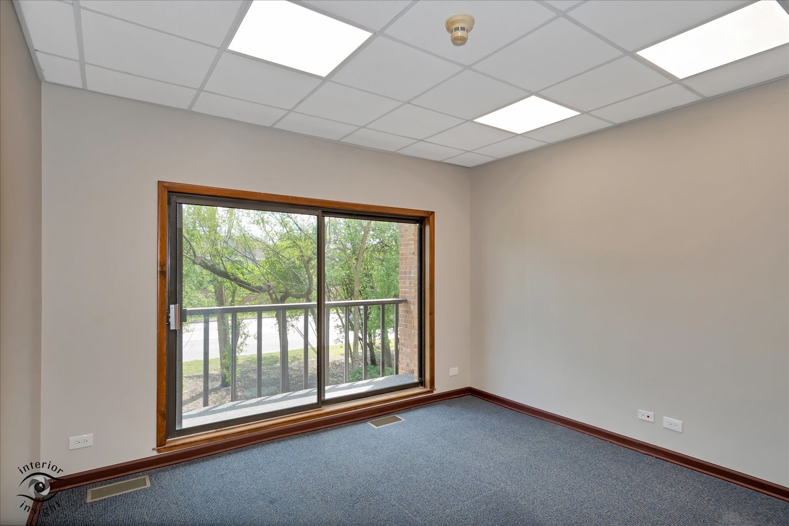 501 W Ogden Avenue Property Photo 15