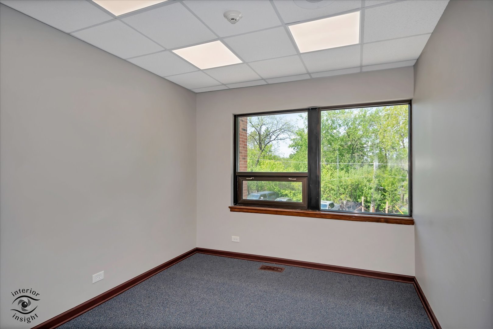 501 W Ogden Avenue Property Photo 19