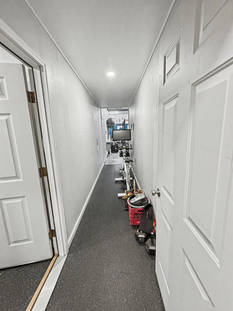 500 N Pine Street Property Photo 11