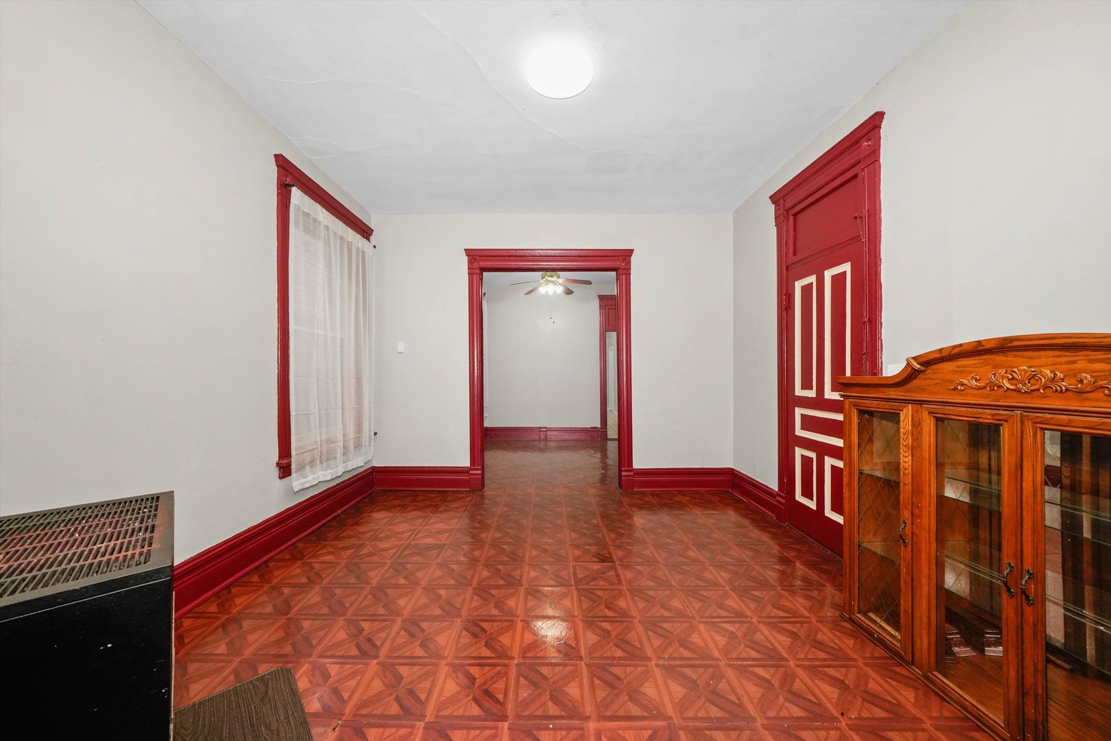 2140 W Cermak Road Property Photo 8