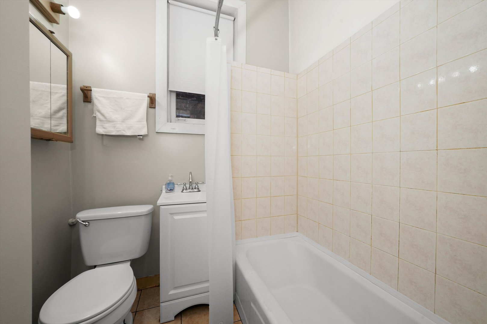 2140 W Cermak Road Property Photo 14