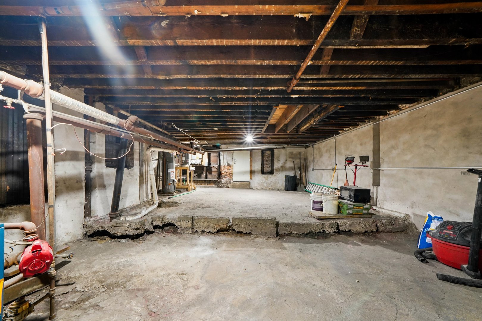 2140 W Cermak Road Property Photo 27
