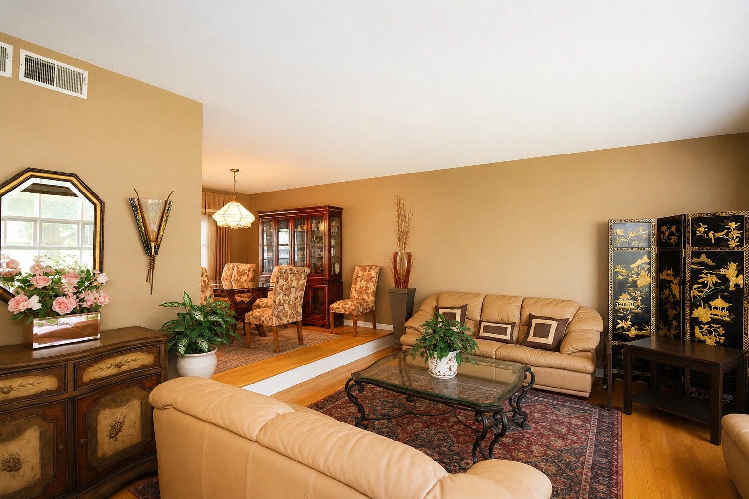 917 W Army Trail Boulevard Property Photo 6