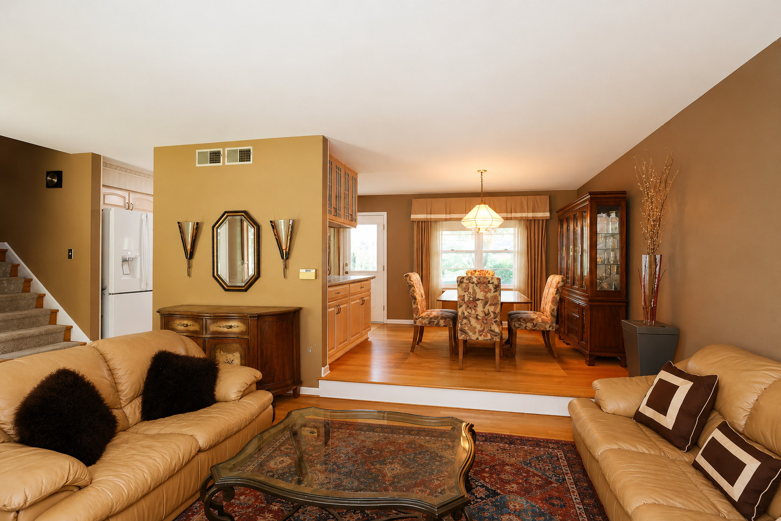 917 W Army Trail Boulevard Property Photo 7