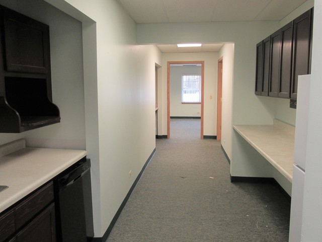 725 E Irving Park Road Property Photo 7