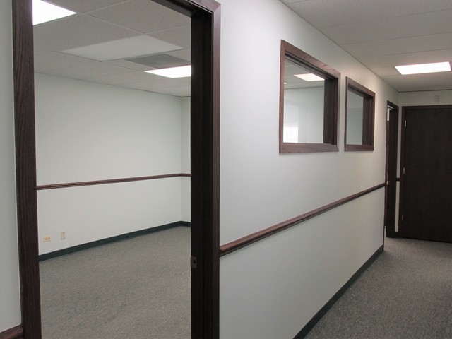 725 E Irving Park Road Property Photo 9
