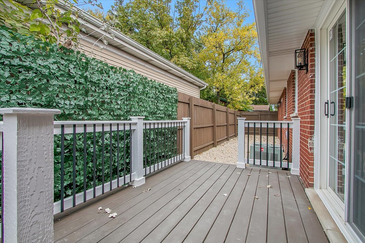 11550 Francis Road Property Photo 19