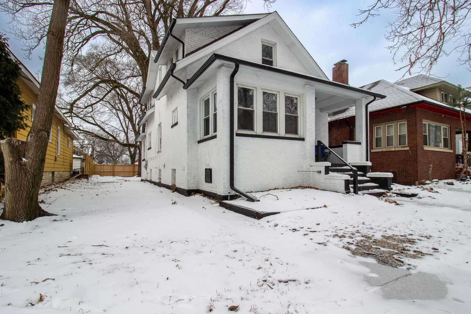678 Douglas Avenue Property Photo 4