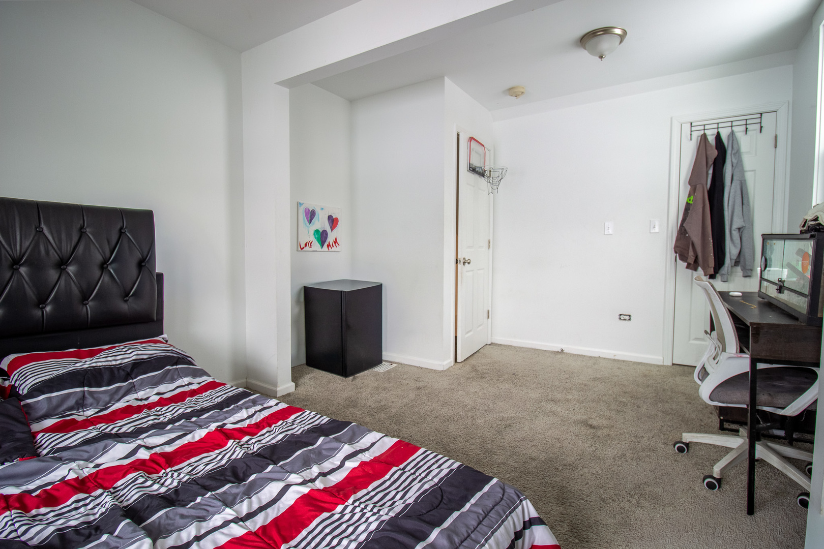 678 Douglas Avenue Property Photo 22