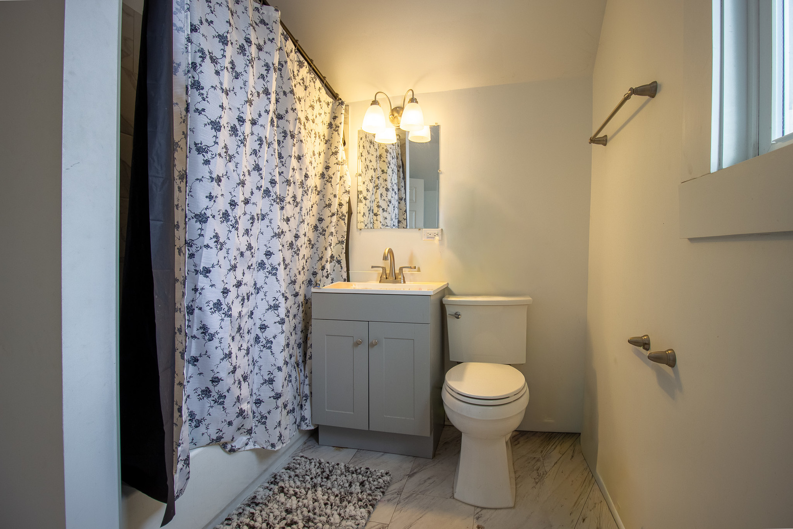678 Douglas Avenue Property Photo 24